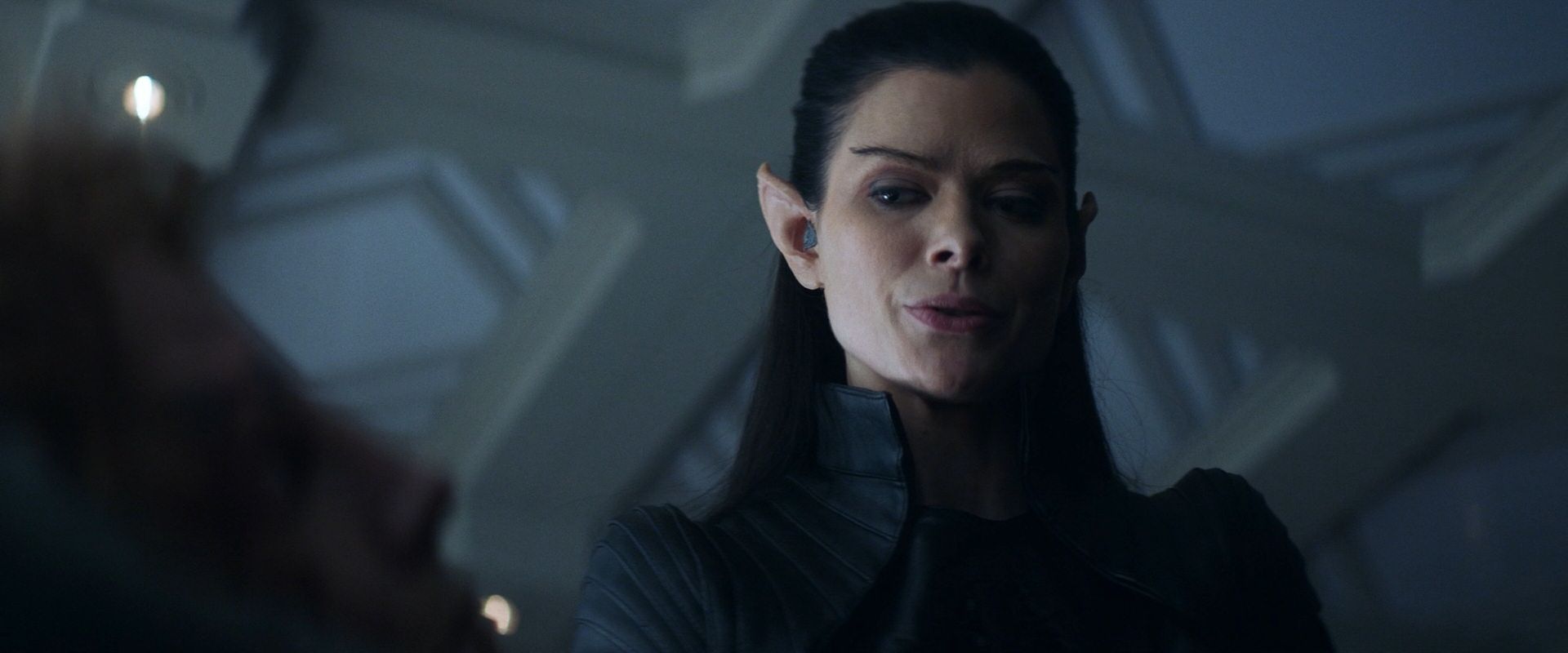 extant_StarTrek_PIC_1x08-BrokenPieces_00617.jpg
