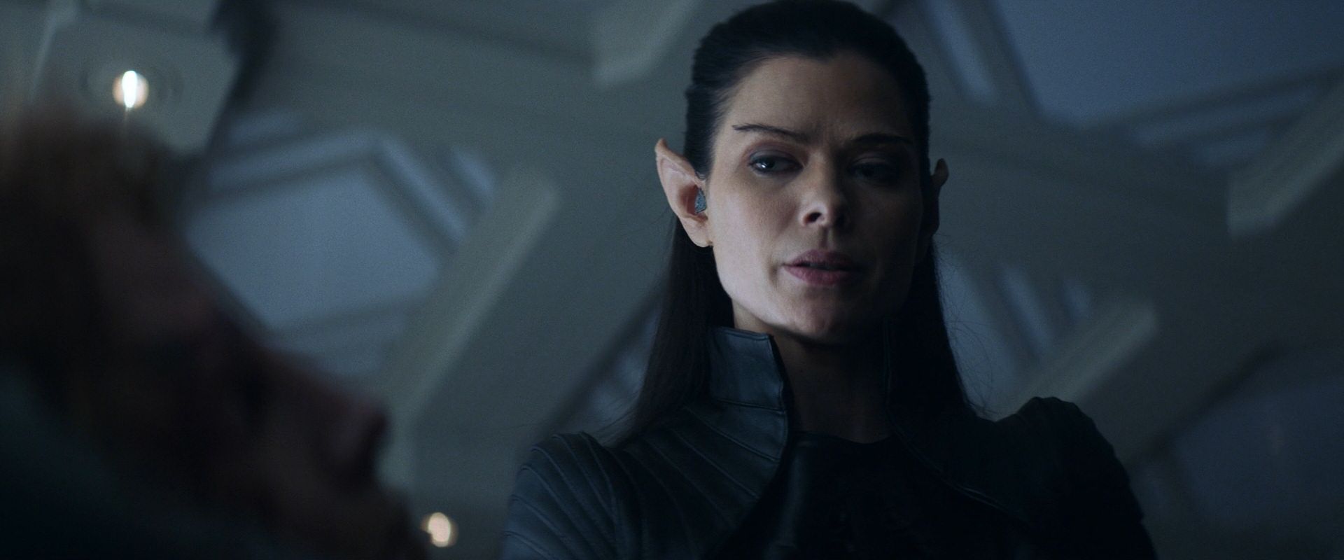 extant_StarTrek_PIC_1x08-BrokenPieces_00618.jpg