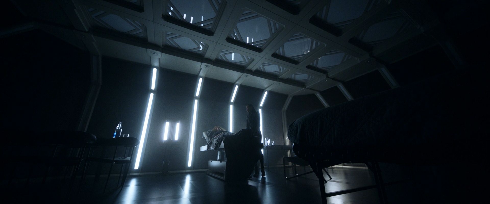 extant_StarTrek_PIC_1x08-BrokenPieces_00634.jpg