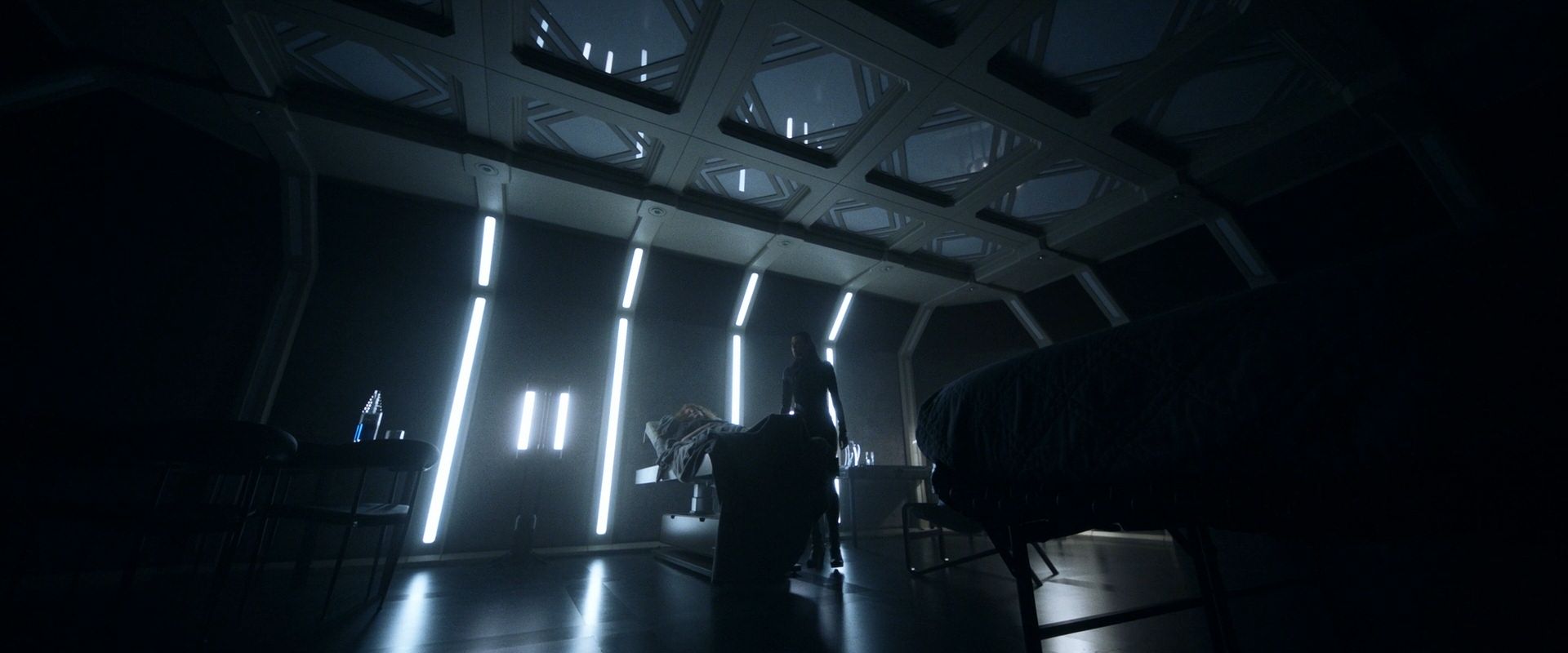 extant_StarTrek_PIC_1x08-BrokenPieces_00635.jpg