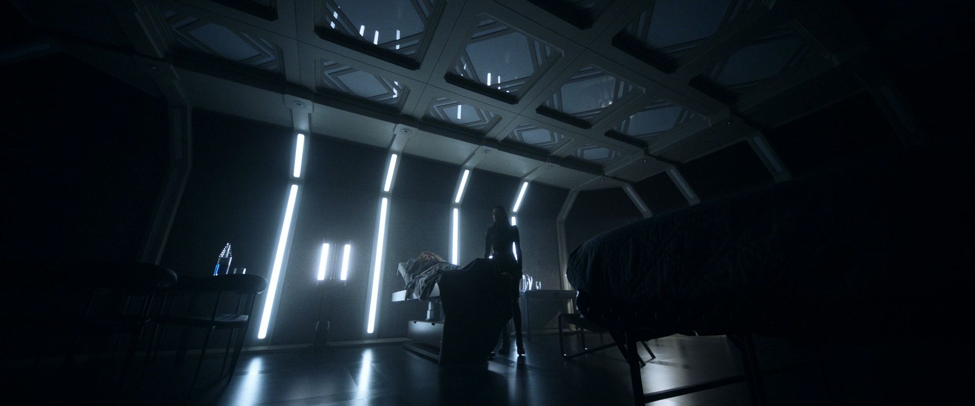 extant_StarTrek_PIC_1x08-BrokenPieces_00636.jpg