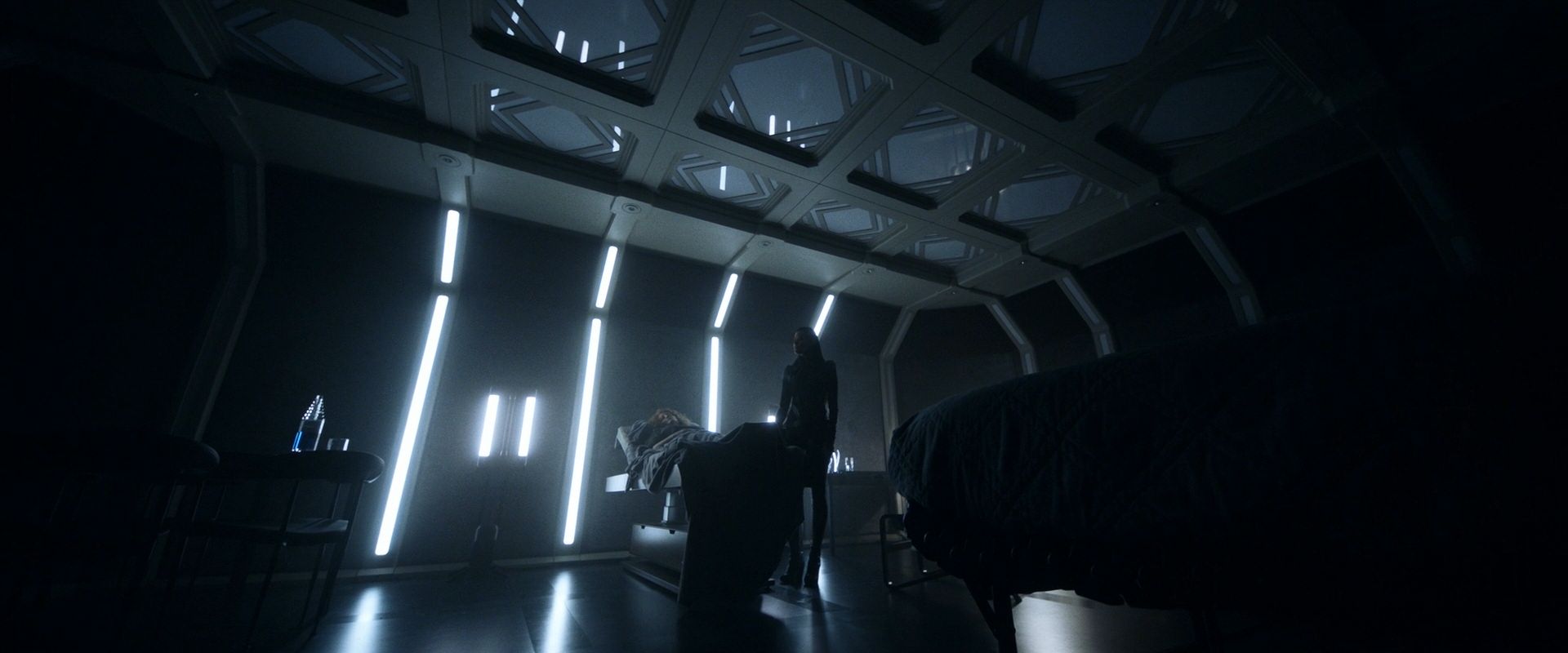 extant_StarTrek_PIC_1x08-BrokenPieces_00642.jpg