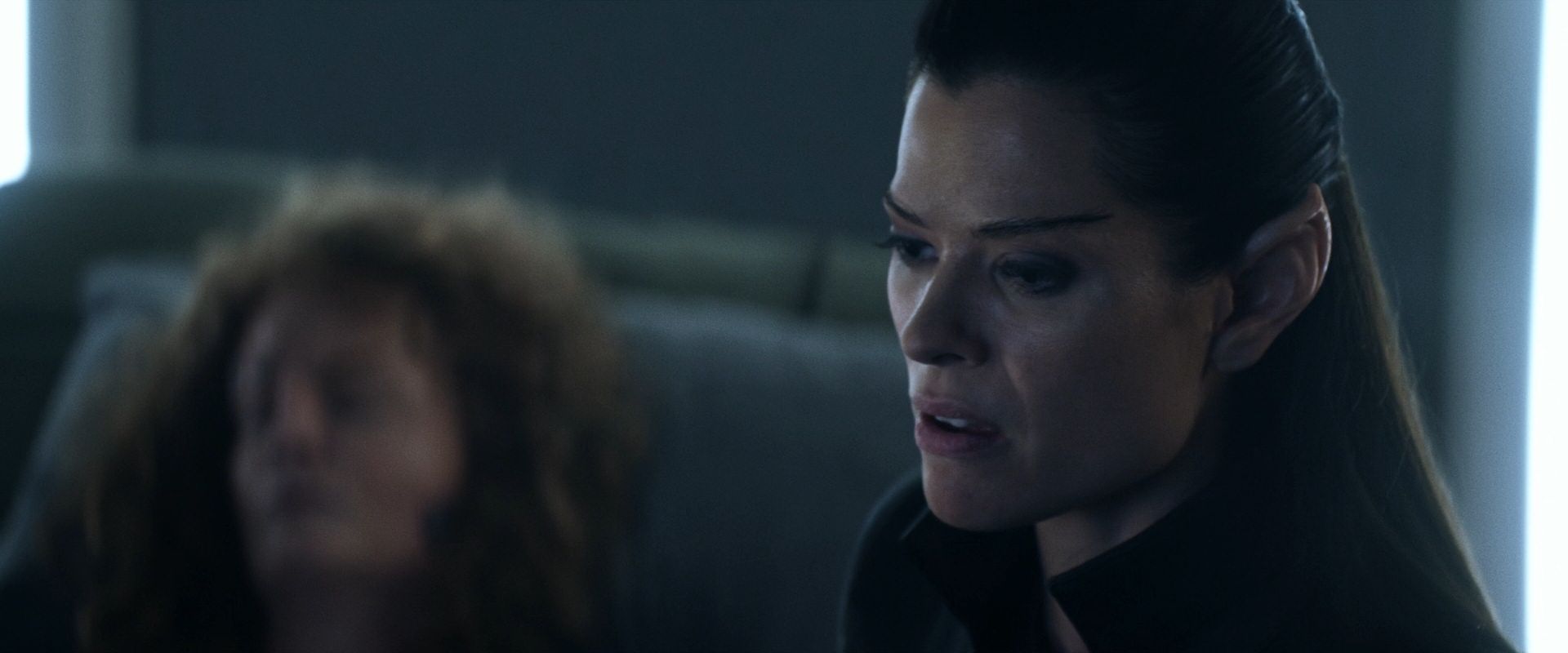extant_StarTrek_PIC_1x08-BrokenPieces_00651.jpg