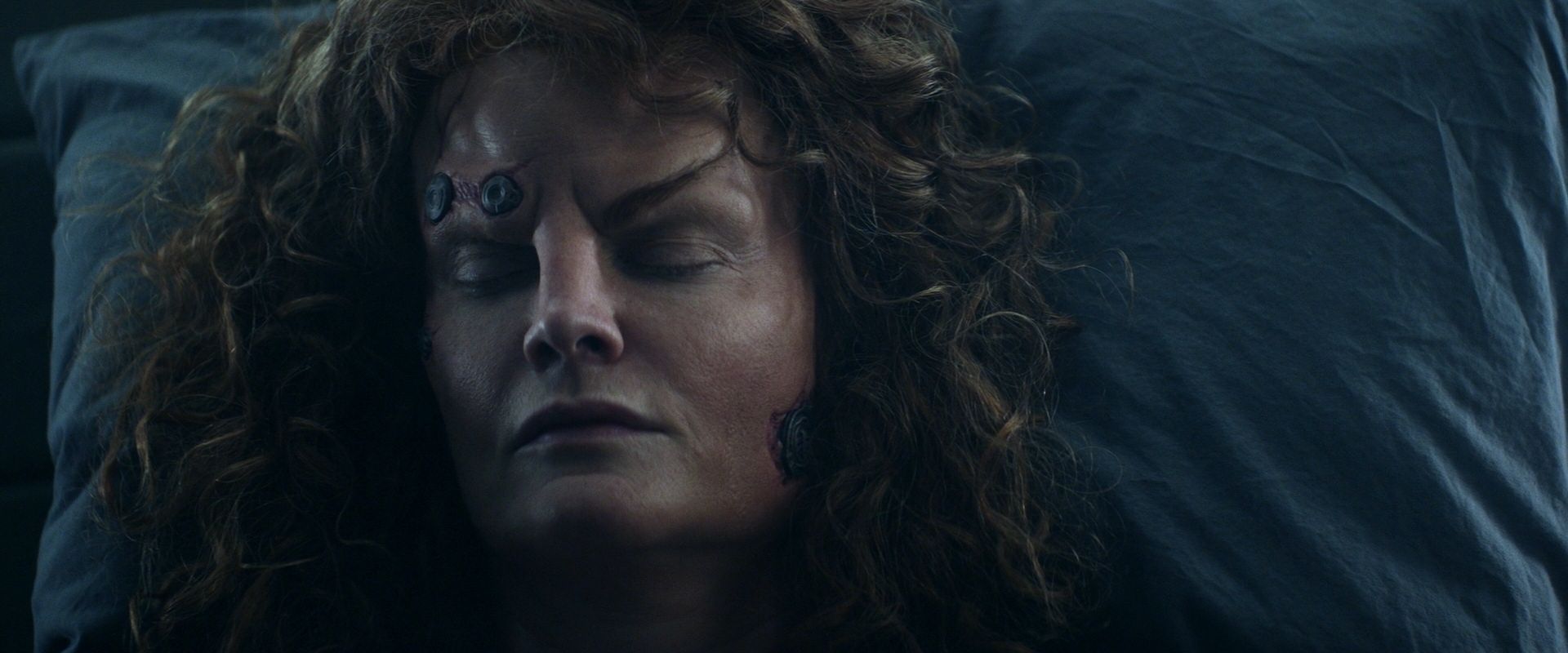 extant_StarTrek_PIC_1x08-BrokenPieces_00667.jpg