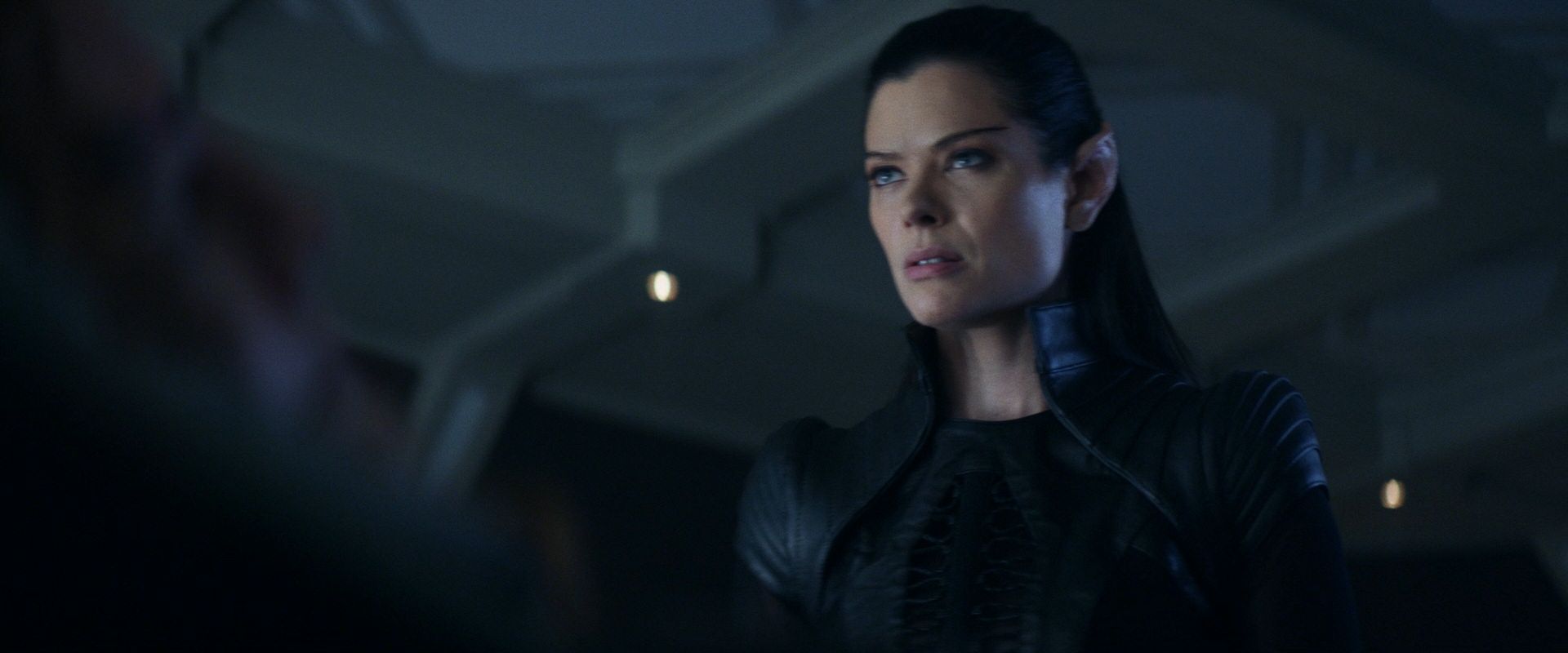 extant_StarTrek_PIC_1x08-BrokenPieces_00672.jpg