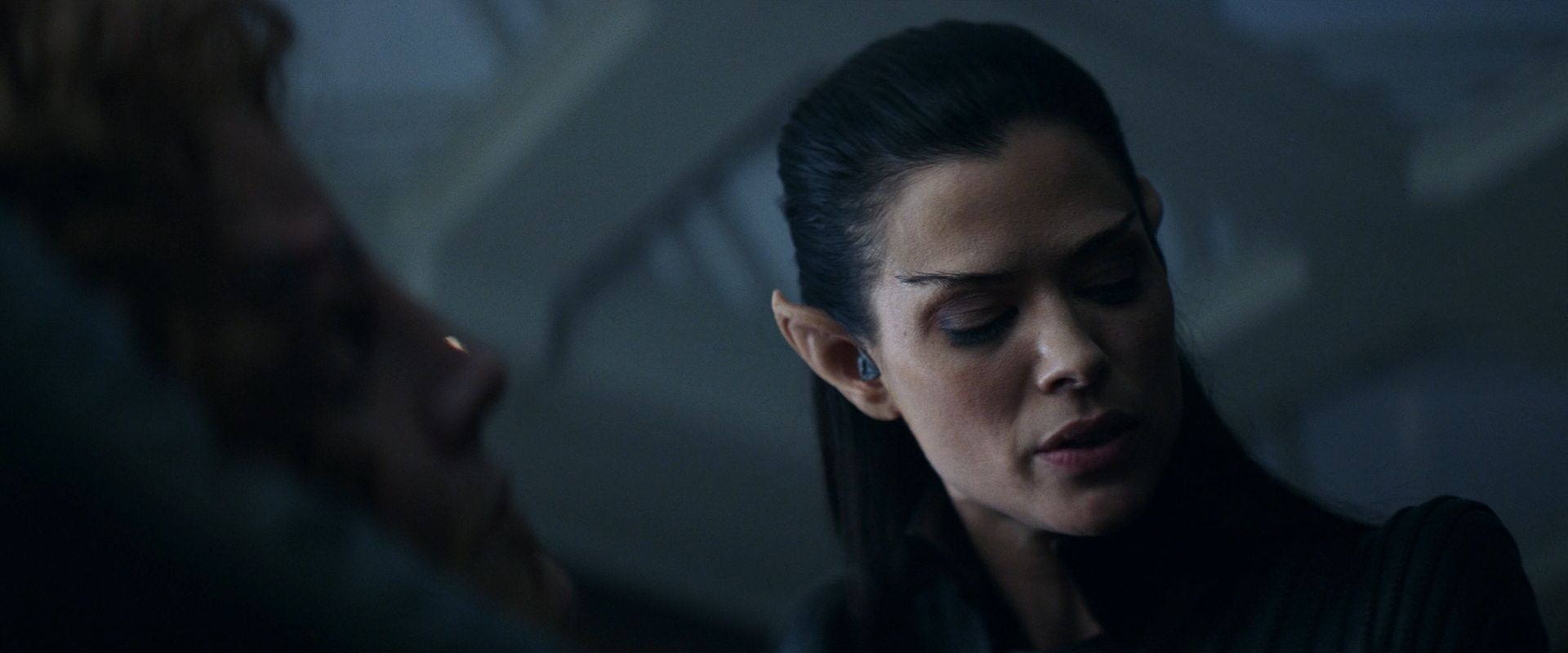 extant_StarTrek_PIC_1x08-BrokenPieces_00706.jpg
