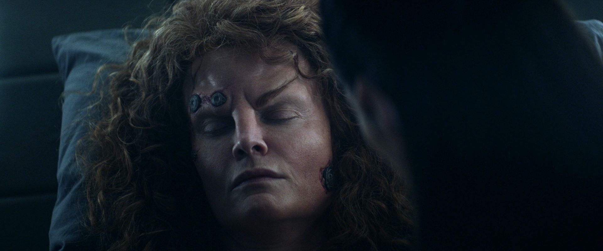 extant_StarTrek_PIC_1x08-BrokenPieces_00731.jpg