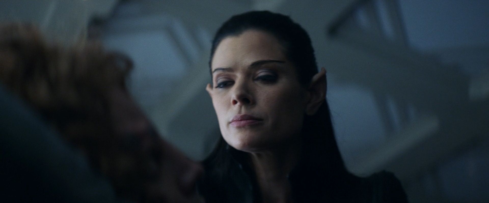 extant_StarTrek_PIC_1x08-BrokenPieces_00748.jpg