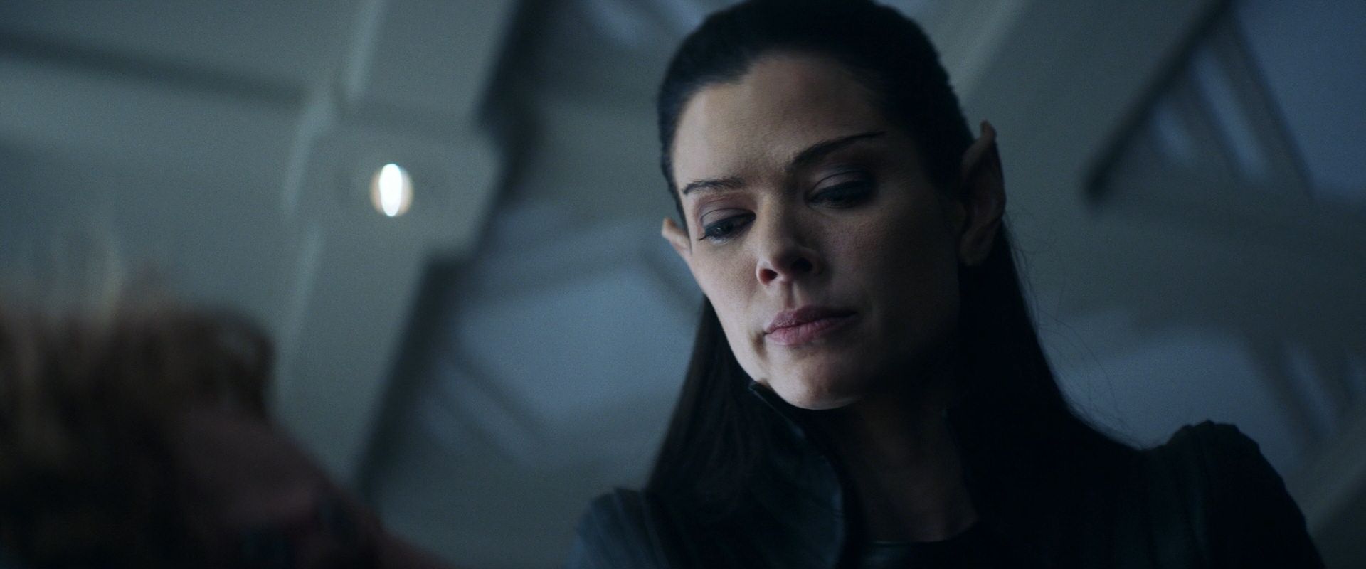 extant_StarTrek_PIC_1x08-BrokenPieces_00762.jpg