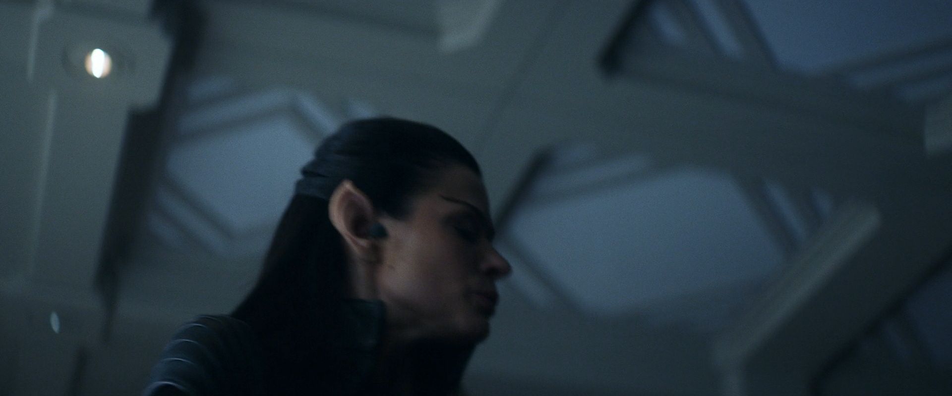 extant_StarTrek_PIC_1x08-BrokenPieces_00774.jpg