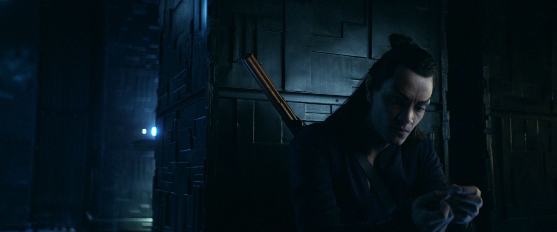 extant_StarTrek_PIC_1x08-BrokenPieces_00793.jpg