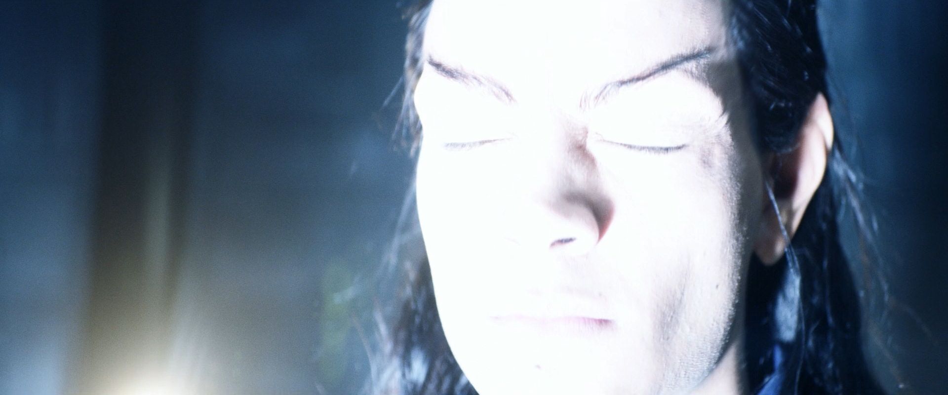 extant_StarTrek_PIC_1x08-BrokenPieces_00812.jpg