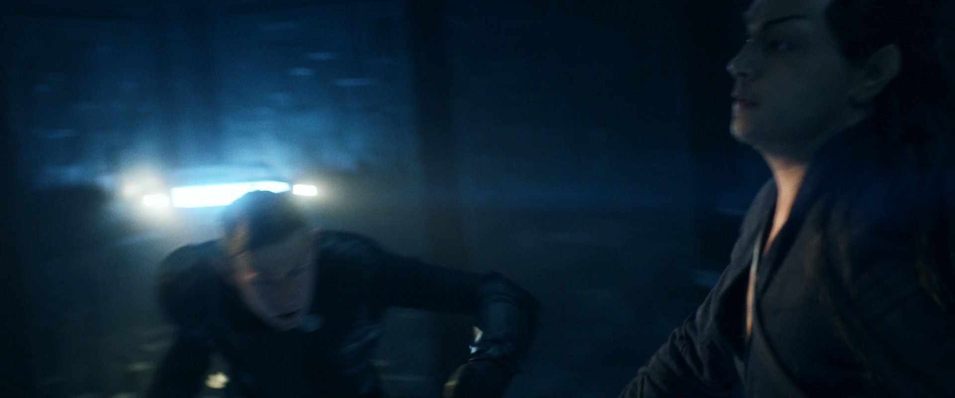 extant_StarTrek_PIC_1x08-BrokenPieces_00829.jpg