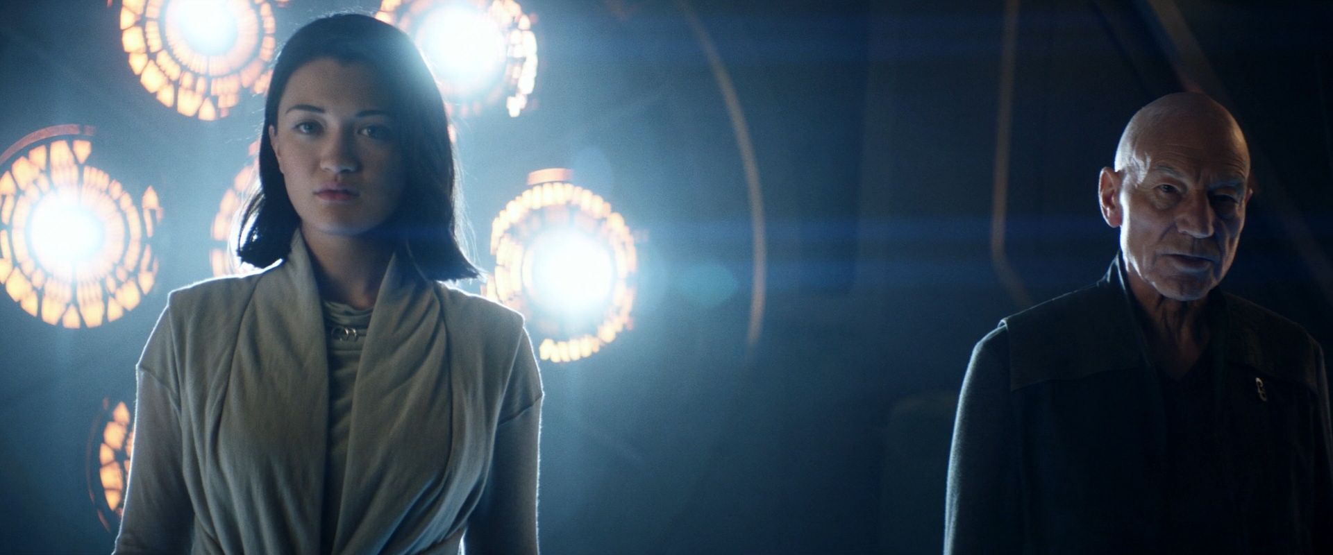 extant_StarTrek_PIC_1x08-BrokenPieces_01109.jpg