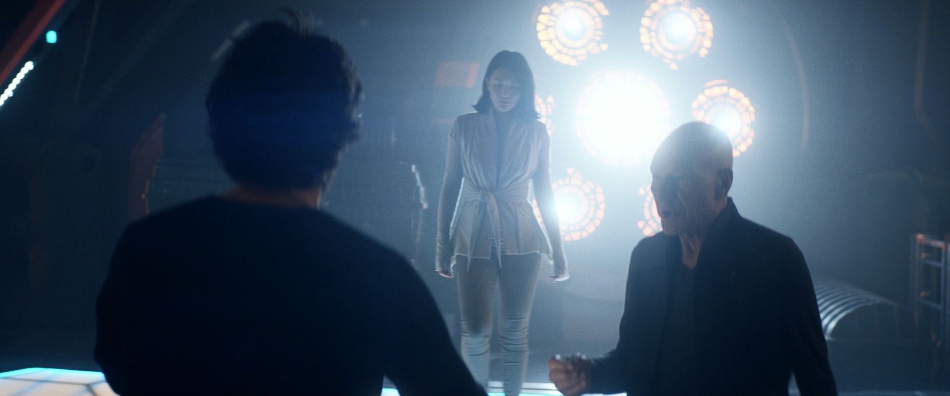 extant_StarTrek_PIC_1x08-BrokenPieces_01117.jpg