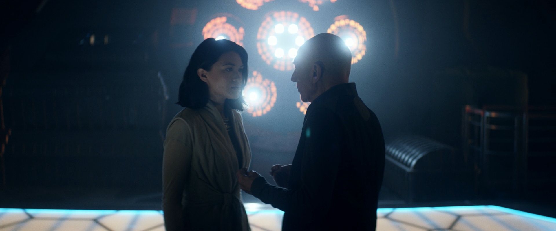 extant_StarTrek_PIC_1x08-BrokenPieces_01201.jpg