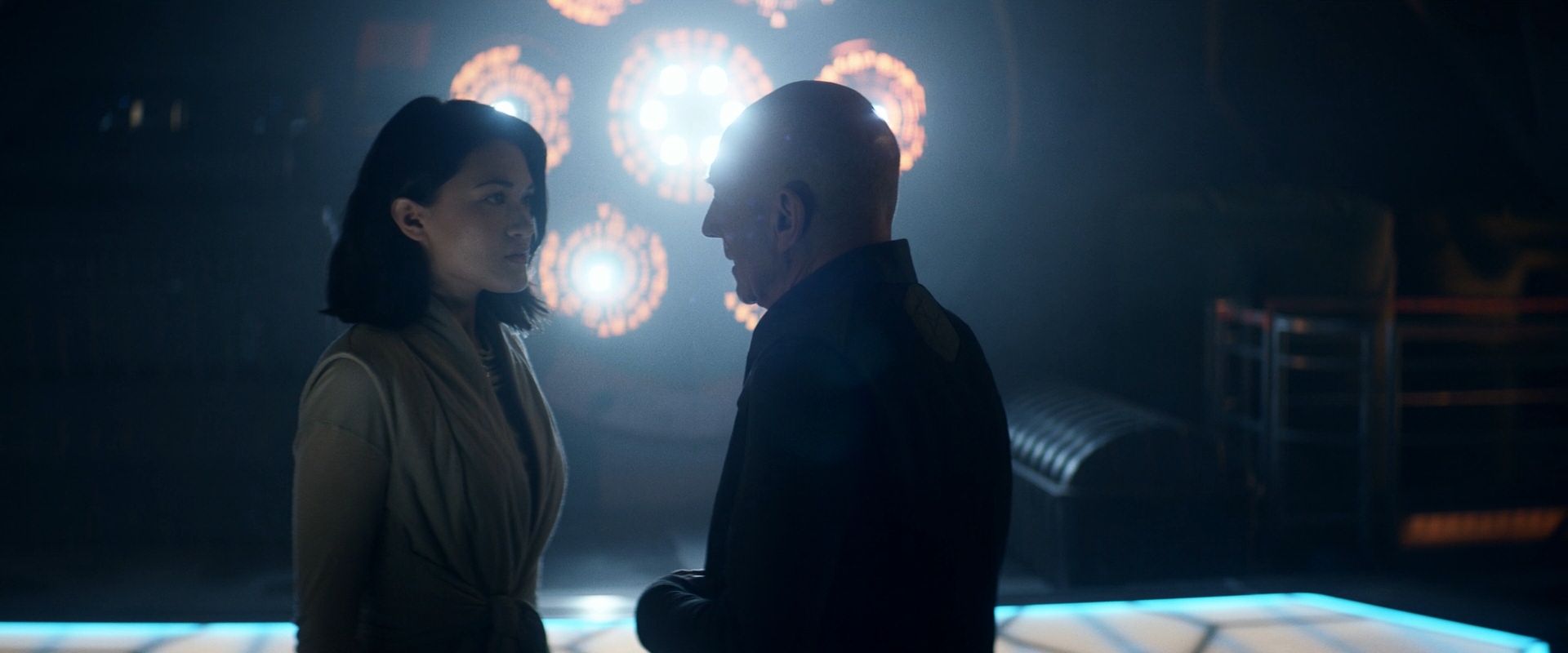 extant_StarTrek_PIC_1x08-BrokenPieces_01205.jpg