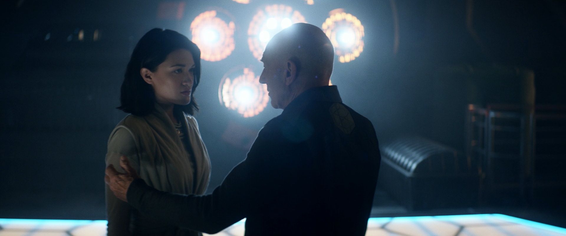 extant_StarTrek_PIC_1x08-BrokenPieces_01230.jpg