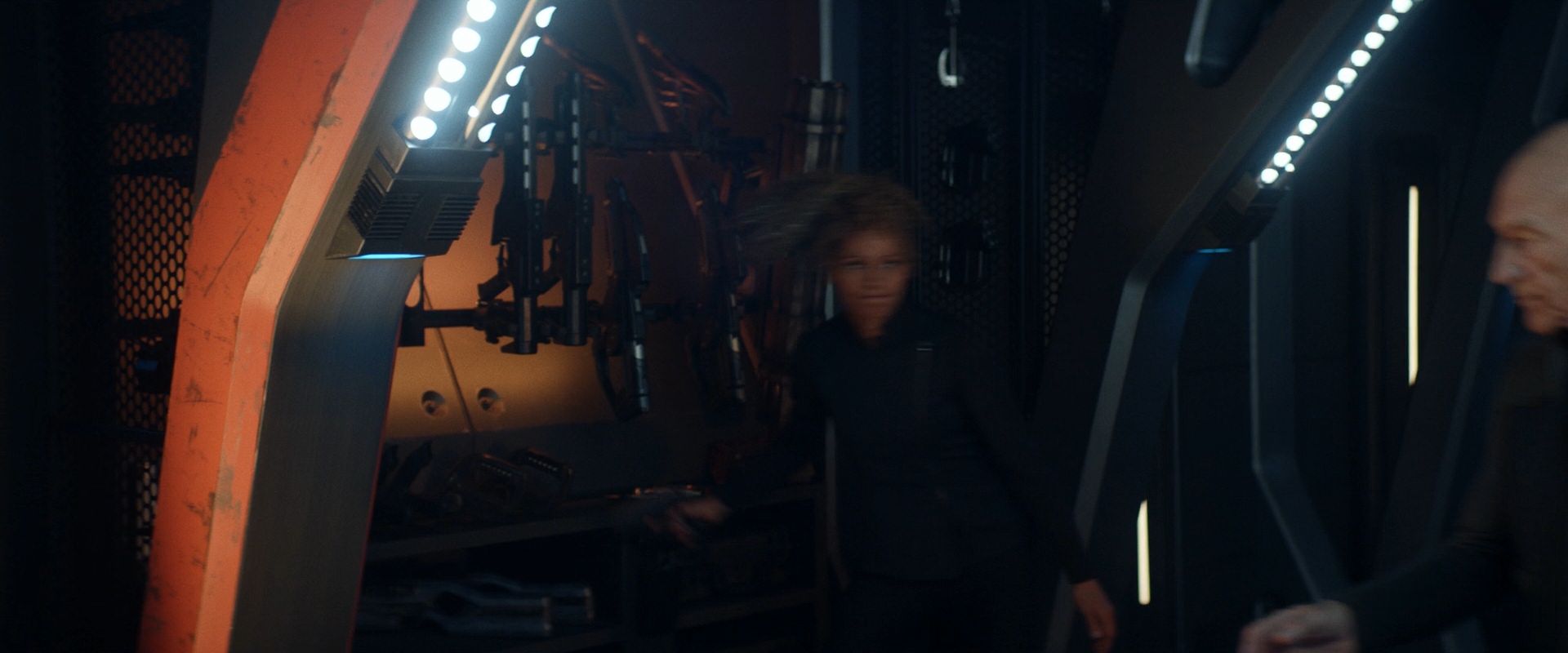extant_StarTrek_PIC_1x08-BrokenPieces_01271.jpg