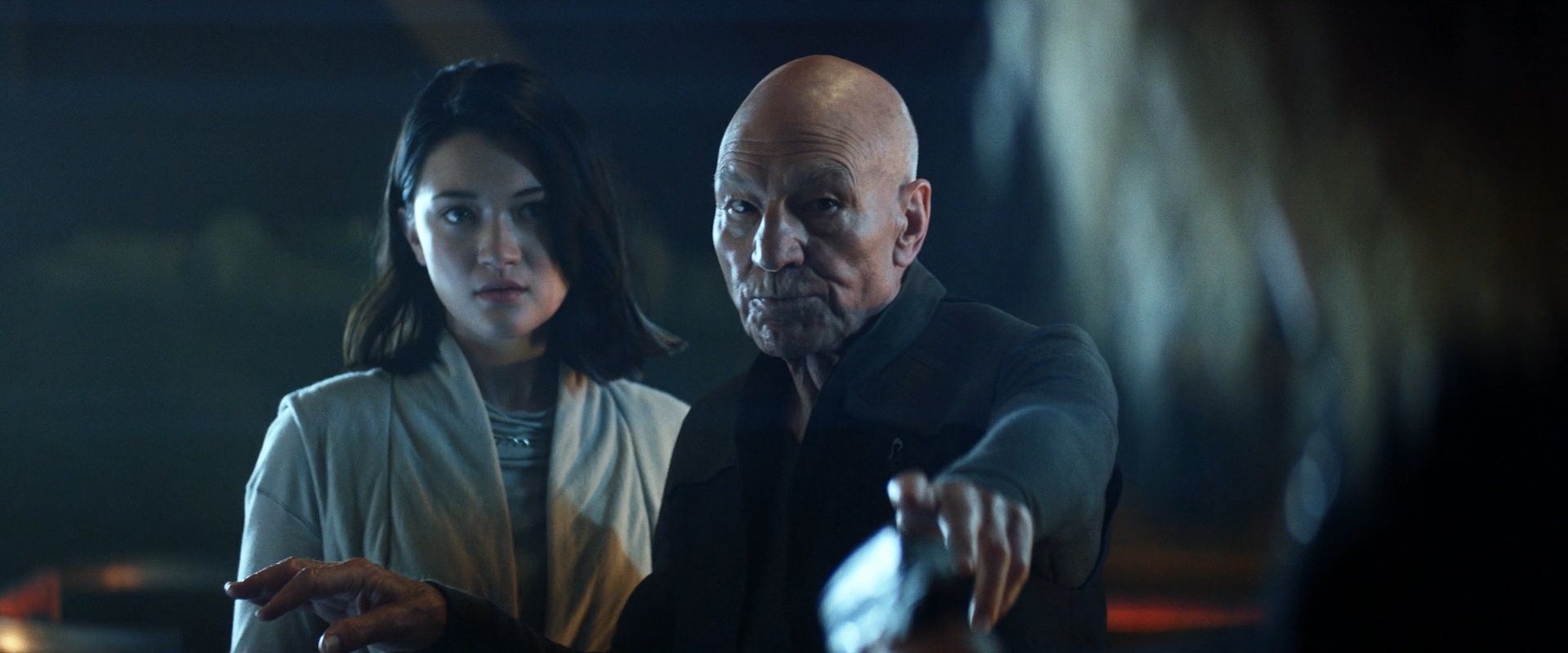 extant_StarTrek_PIC_1x08-BrokenPieces_01292.jpg