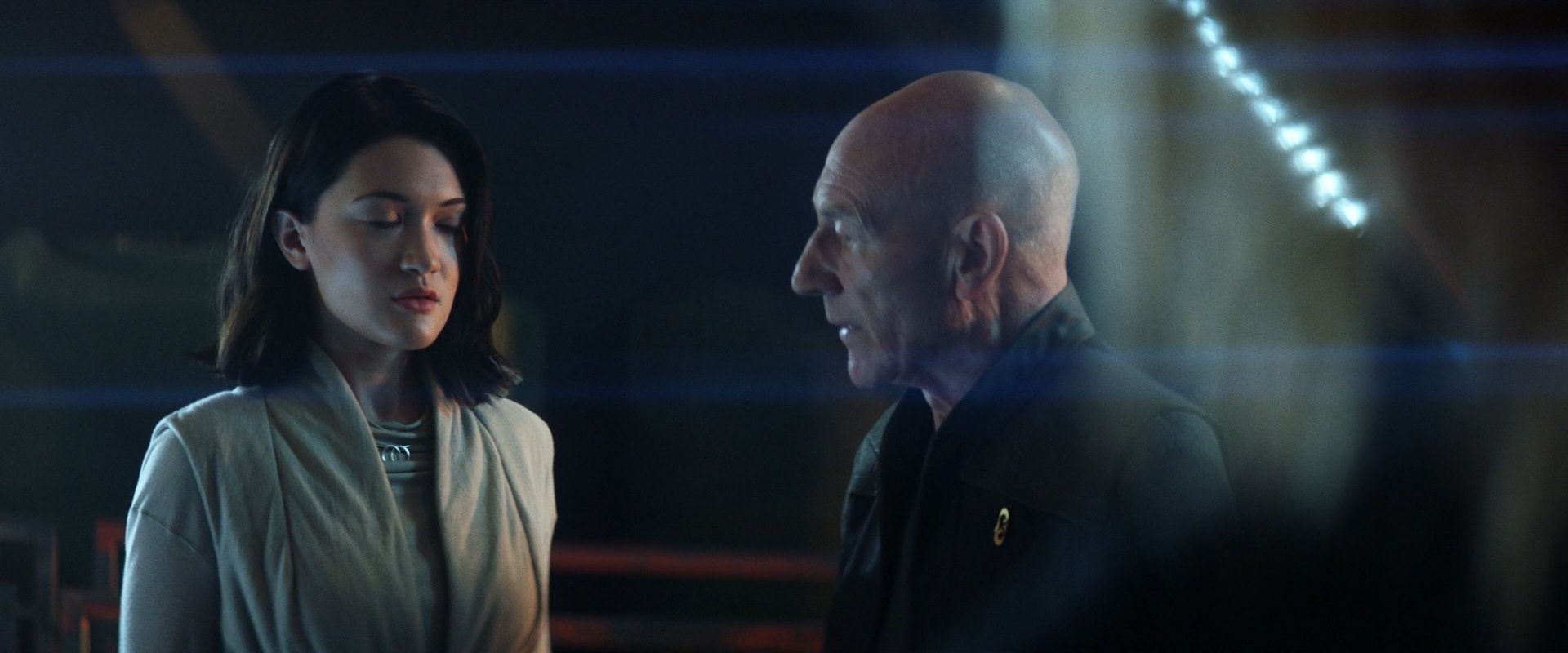 extant_StarTrek_PIC_1x08-BrokenPieces_01307.jpg