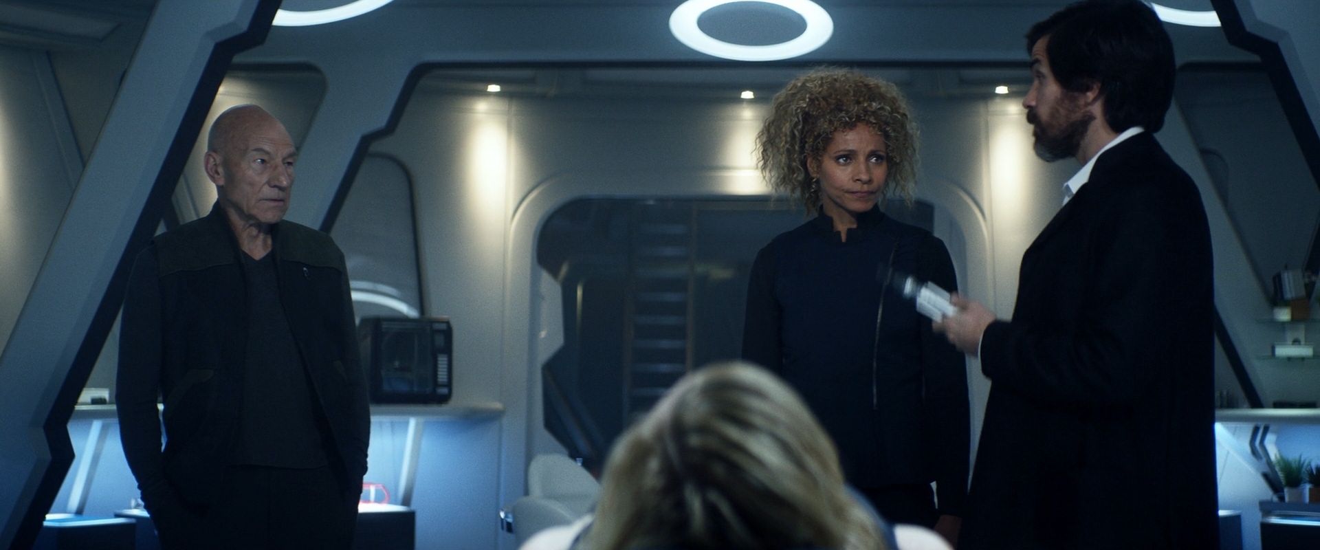 extant_StarTrek_PIC_1x08-BrokenPieces_01347.jpg