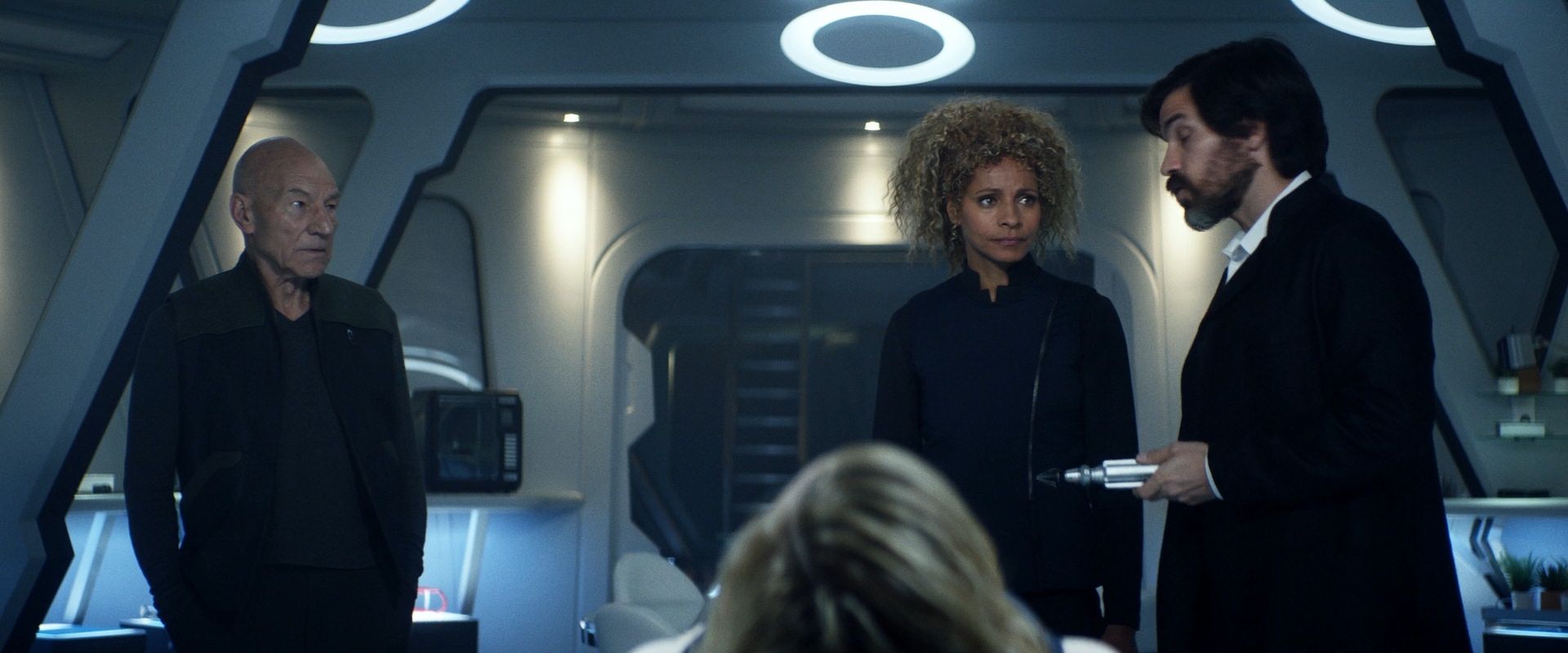 extant_StarTrek_PIC_1x08-BrokenPieces_01348.jpg