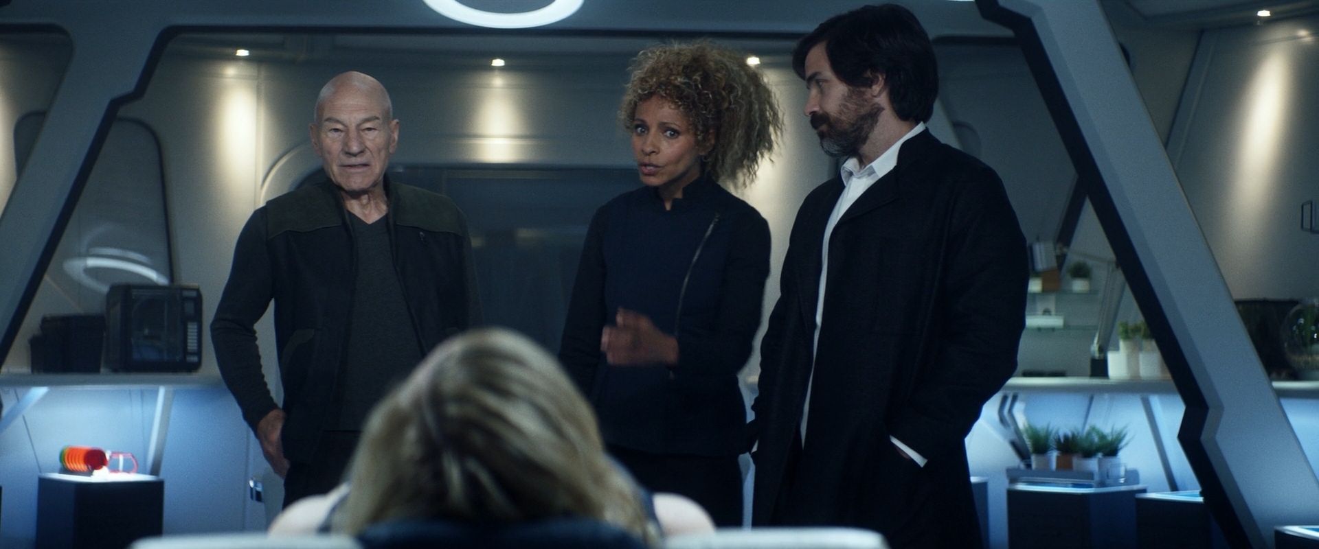 extant_StarTrek_PIC_1x08-BrokenPieces_01416.jpg