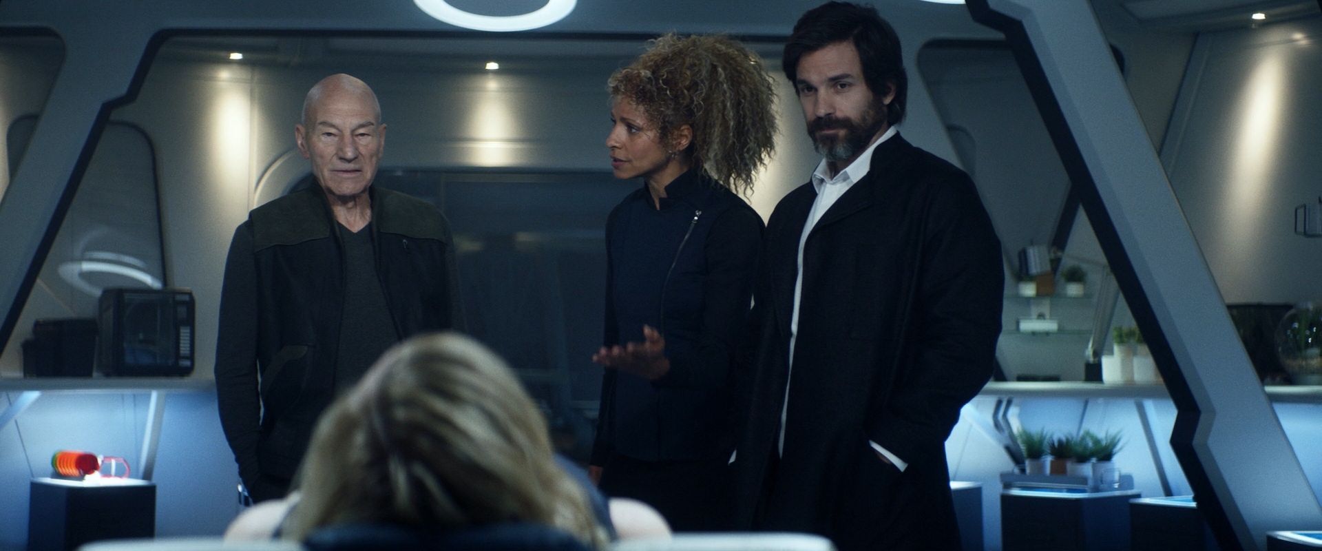 extant_StarTrek_PIC_1x08-BrokenPieces_01418.jpg