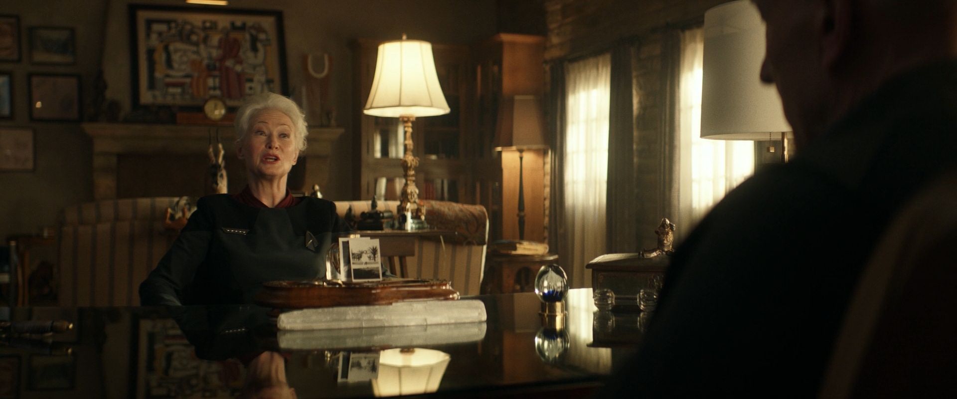 extant_StarTrek_PIC_1x08-BrokenPieces_01502.jpg