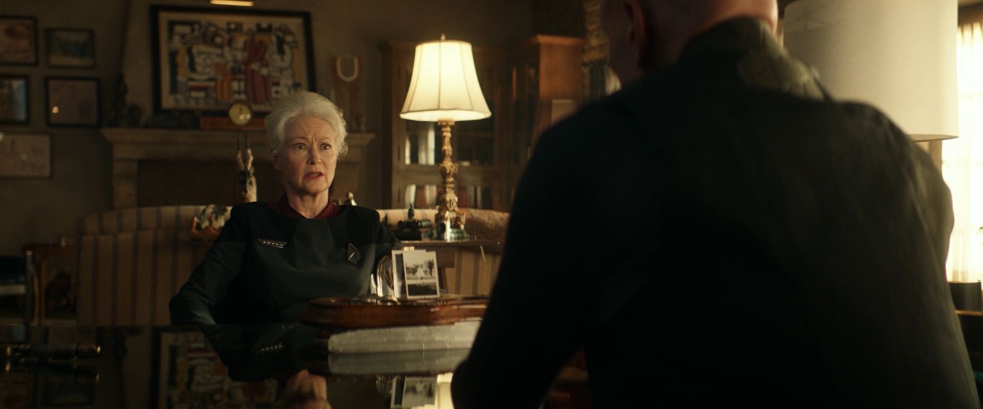 extant_StarTrek_PIC_1x08-BrokenPieces_01569.jpg
