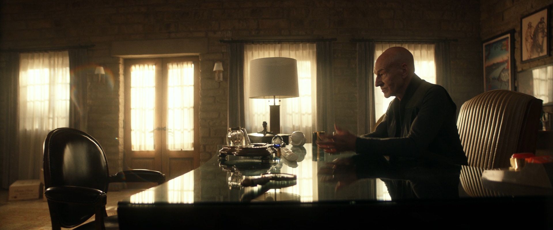extant_StarTrek_PIC_1x08-BrokenPieces_01573.jpg