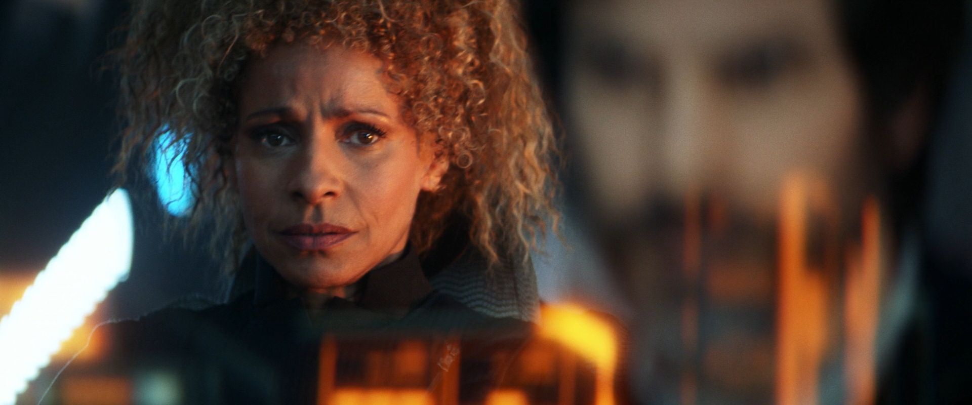 extant_StarTrek_PIC_1x08-BrokenPieces_01614.jpg