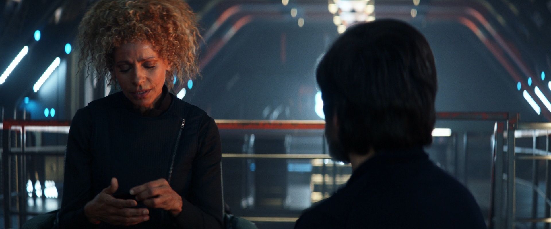 extant_StarTrek_PIC_1x08-BrokenPieces_01716.jpg