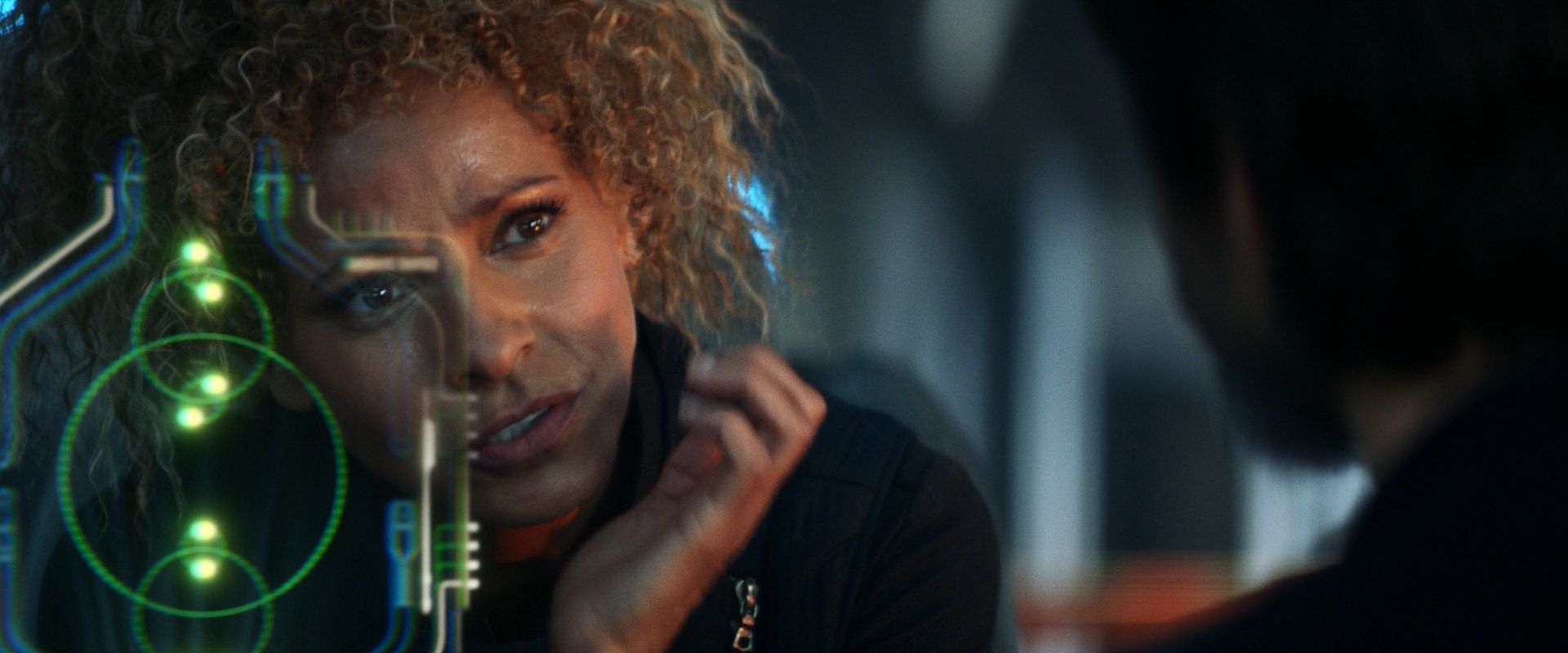 extant_StarTrek_PIC_1x08-BrokenPieces_01737.jpg