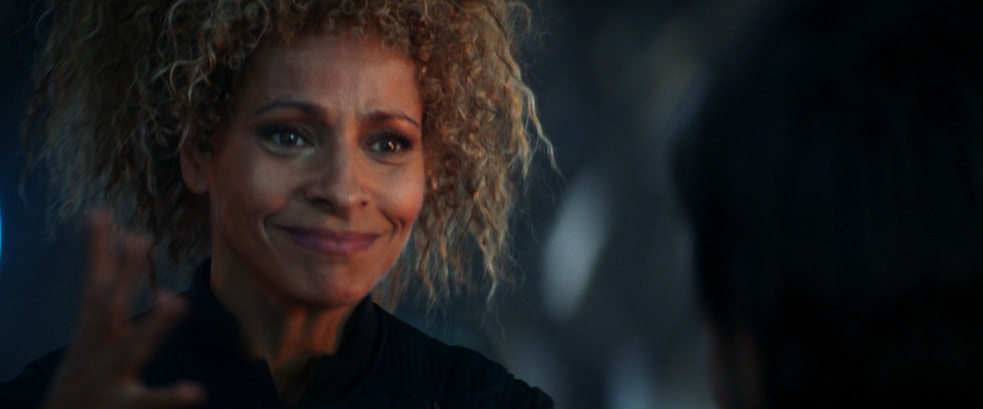 extant_StarTrek_PIC_1x08-BrokenPieces_01828.jpg