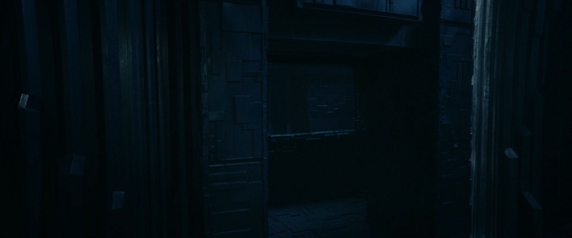 extant_StarTrek_PIC_1x08-BrokenPieces_01884.jpg