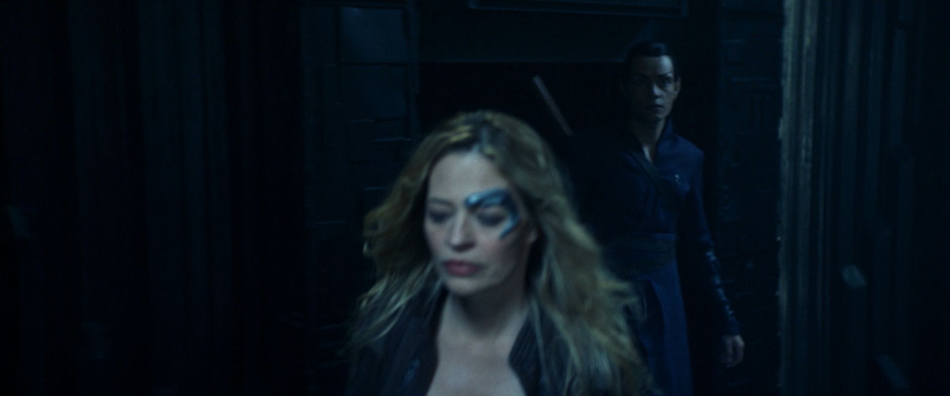 extant_StarTrek_PIC_1x08-BrokenPieces_01897.jpg