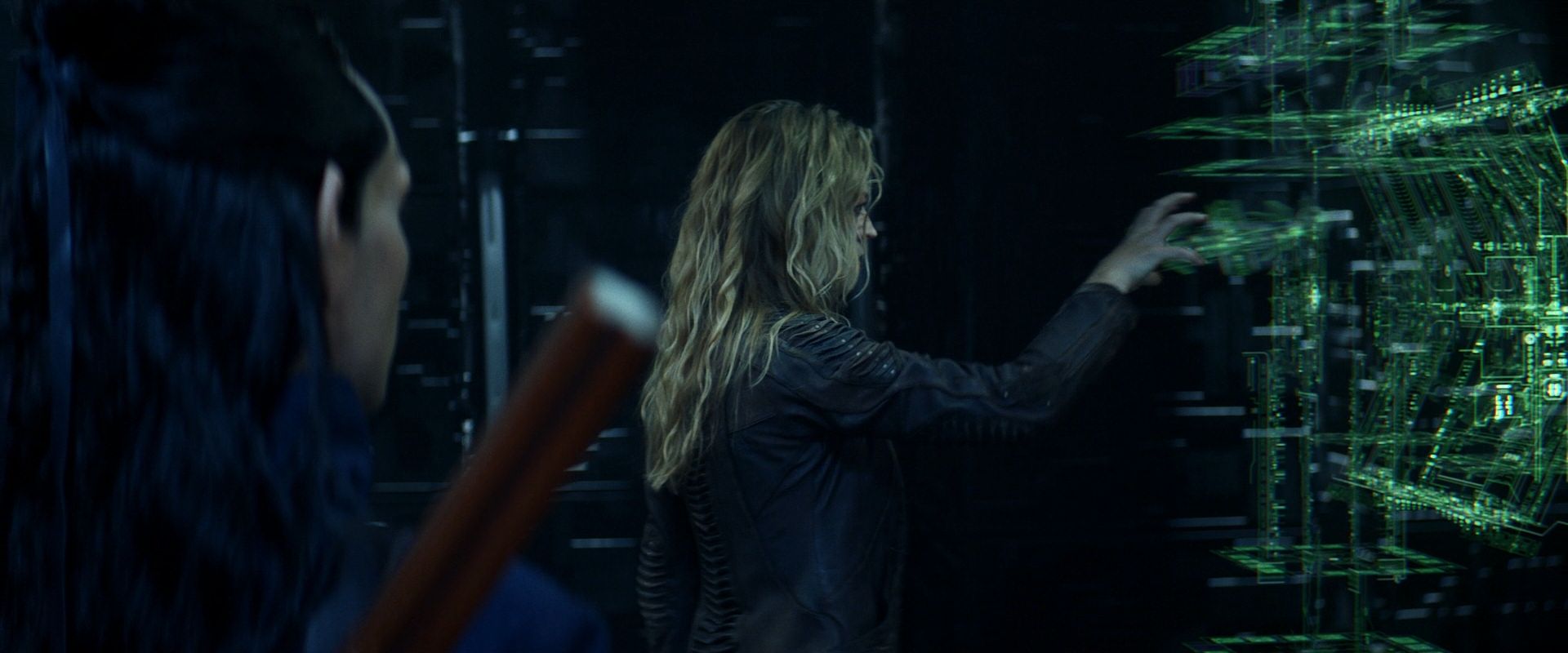 extant_StarTrek_PIC_1x08-BrokenPieces_01944.jpg