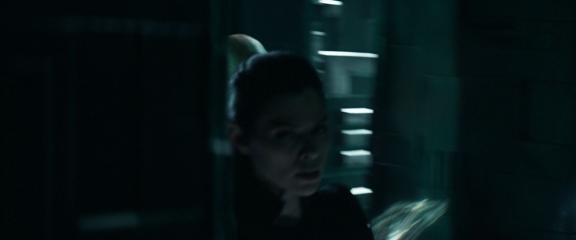 extant_StarTrek_PIC_1x08-BrokenPieces_02004.jpg