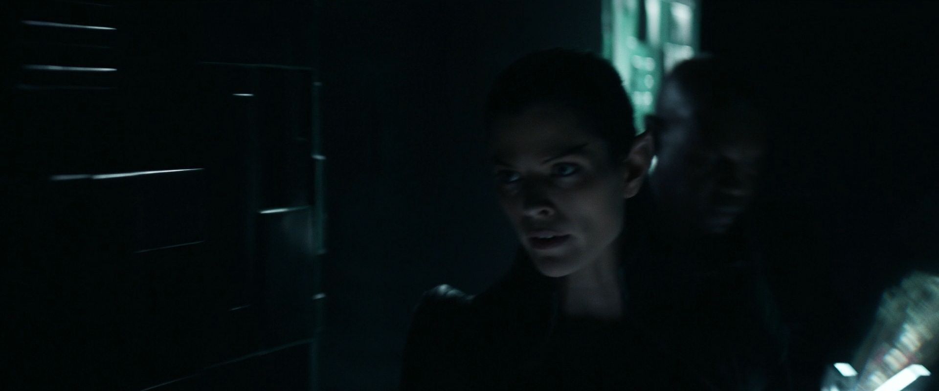 extant_StarTrek_PIC_1x08-BrokenPieces_02006.jpg