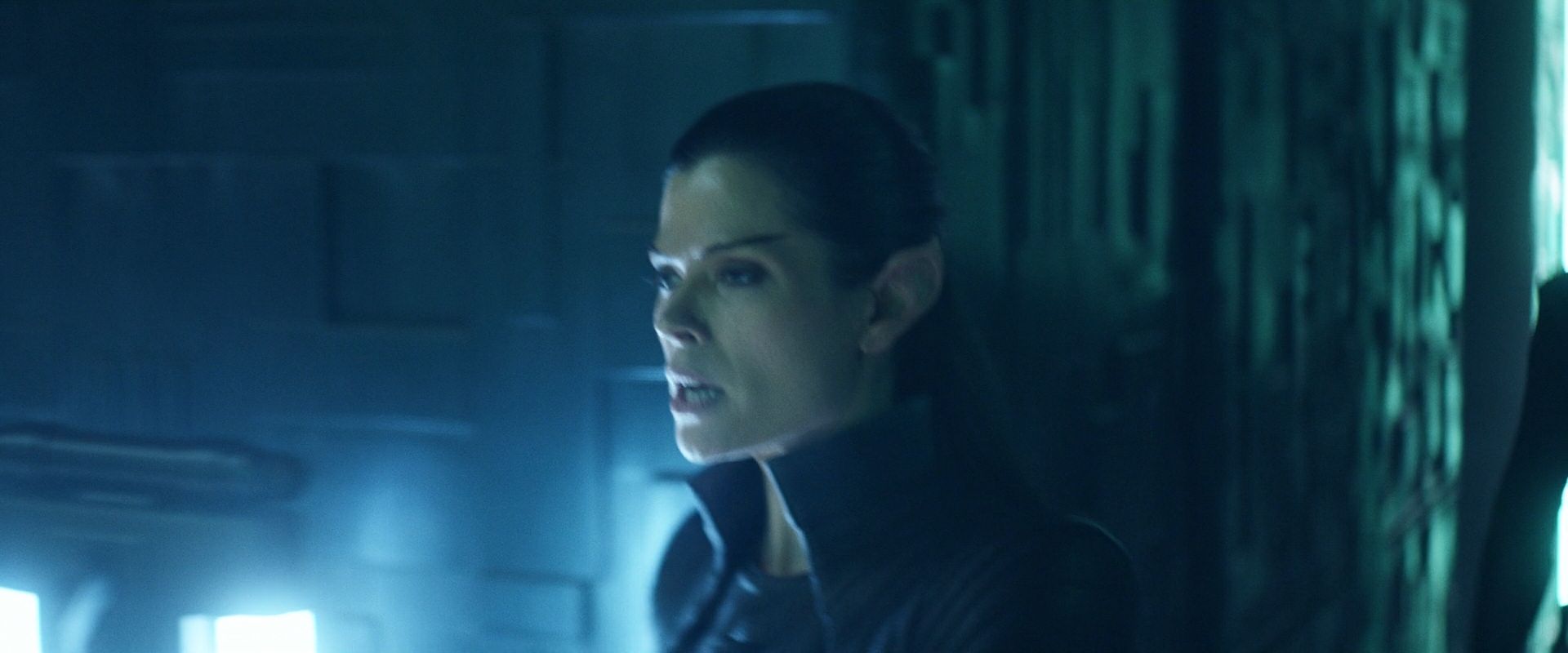 extant_StarTrek_PIC_1x08-BrokenPieces_02011.jpg