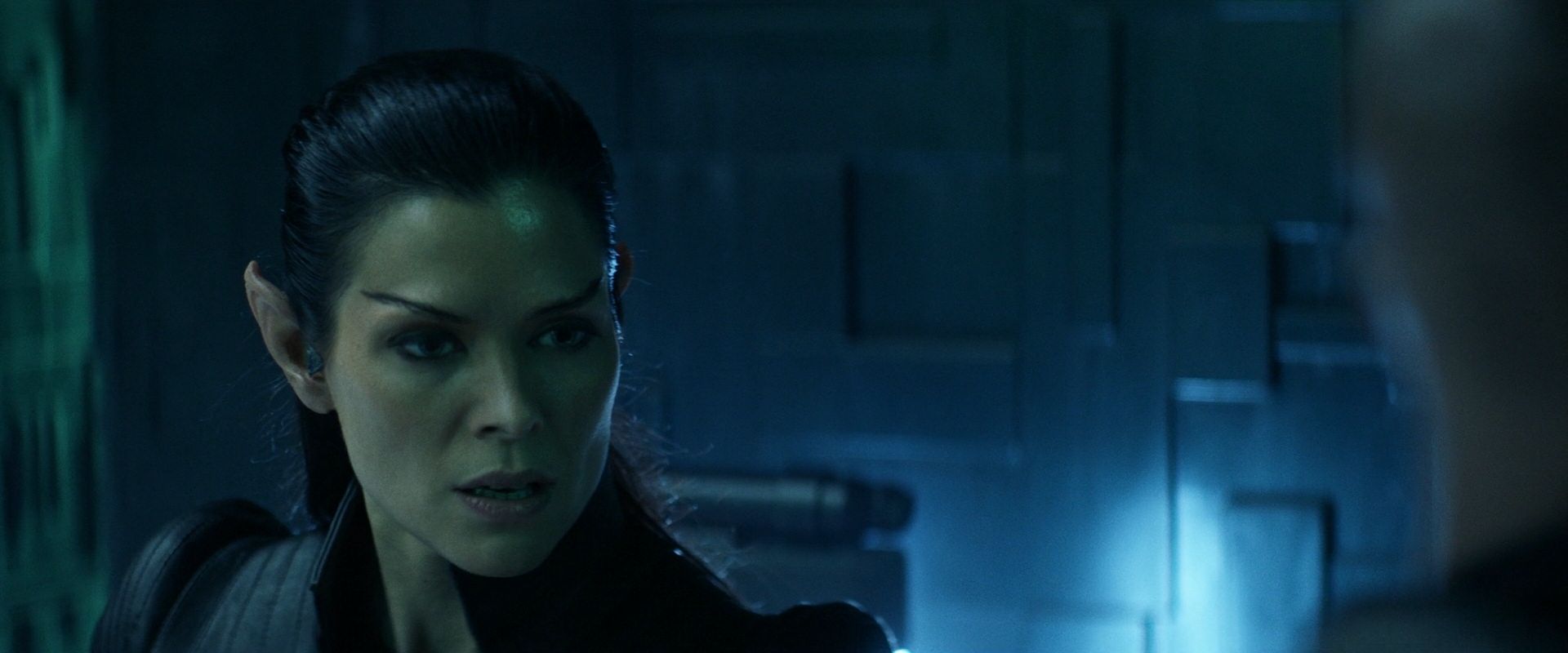 extant_StarTrek_PIC_1x08-BrokenPieces_02029.jpg