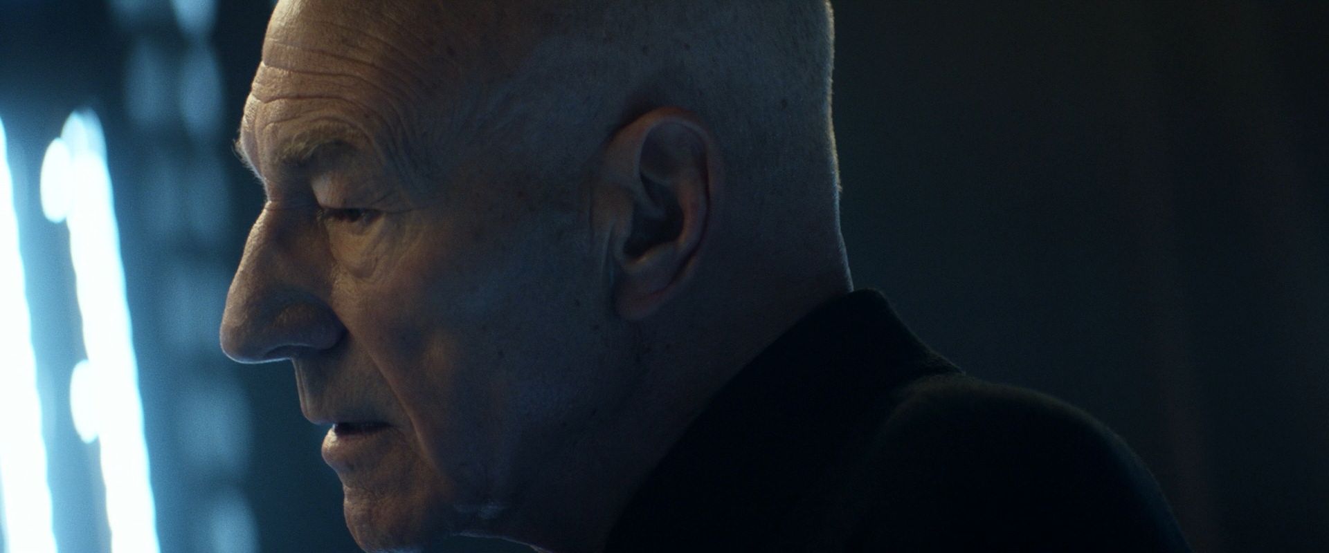 extant_StarTrek_PIC_1x08-BrokenPieces_02143.jpg