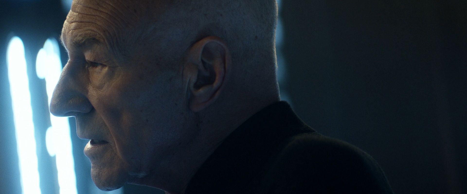 extant_StarTrek_PIC_1x08-BrokenPieces_02147.jpg