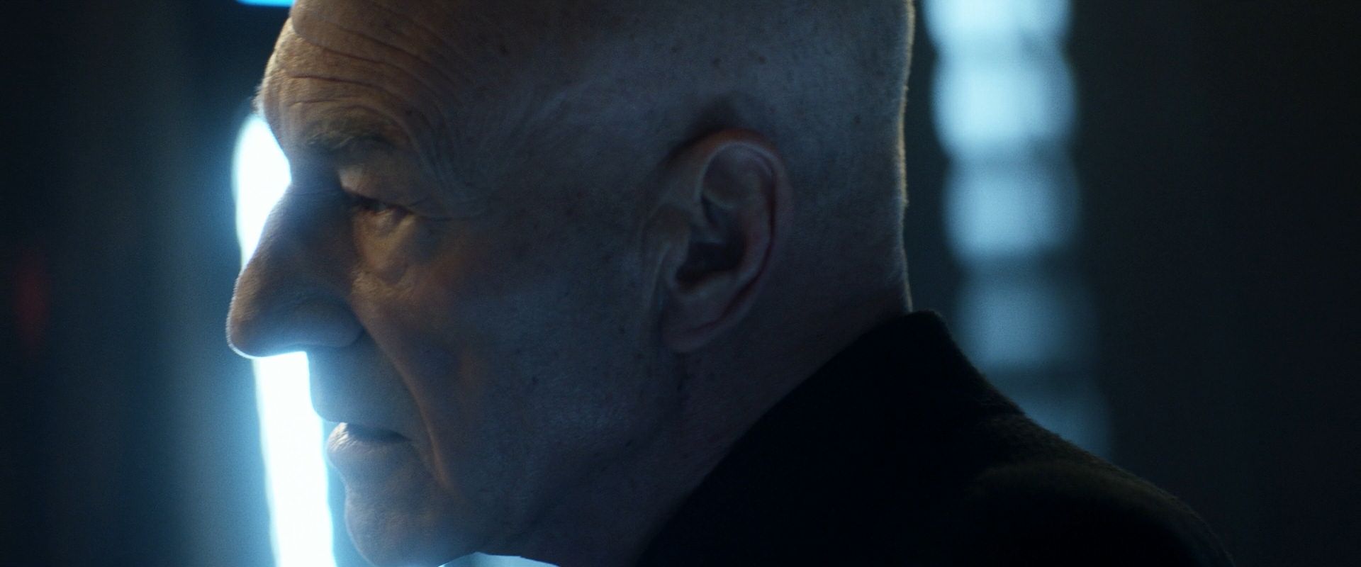 extant_StarTrek_PIC_1x08-BrokenPieces_02152.jpg