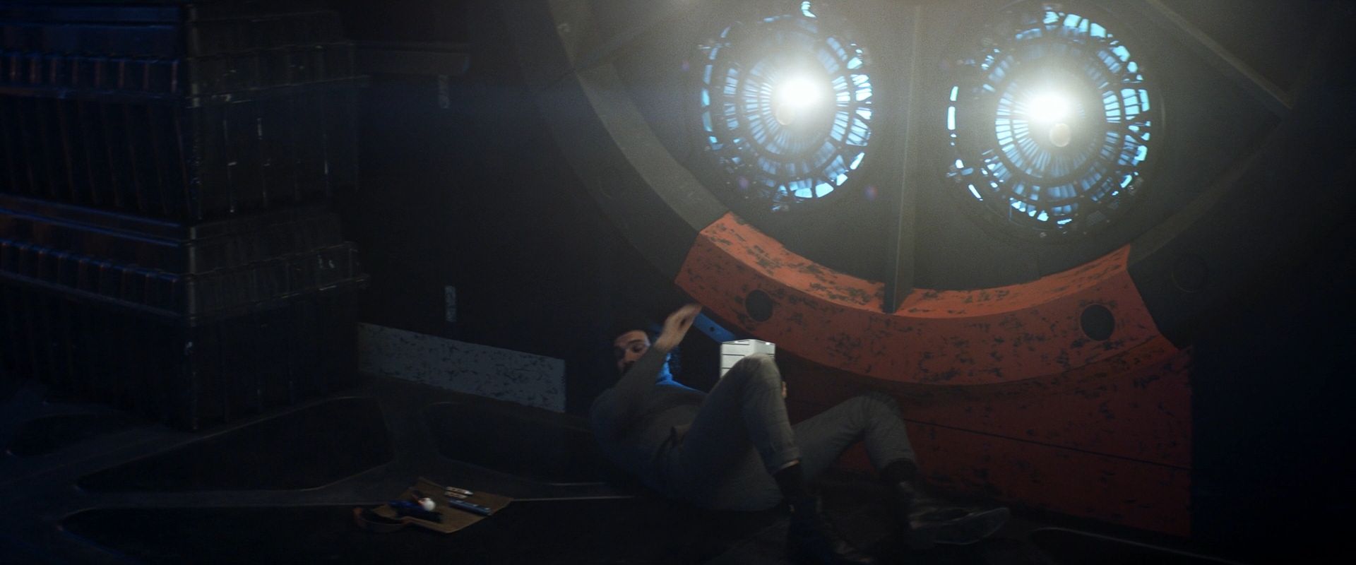 extant_StarTrek_PIC_1x08-BrokenPieces_02470.jpg