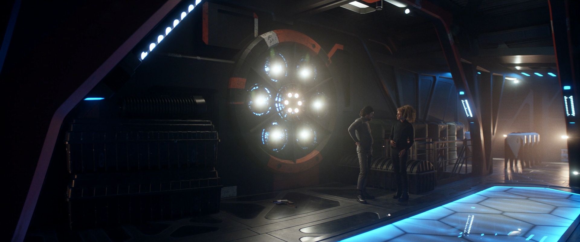extant_StarTrek_PIC_1x08-BrokenPieces_02507.jpg
