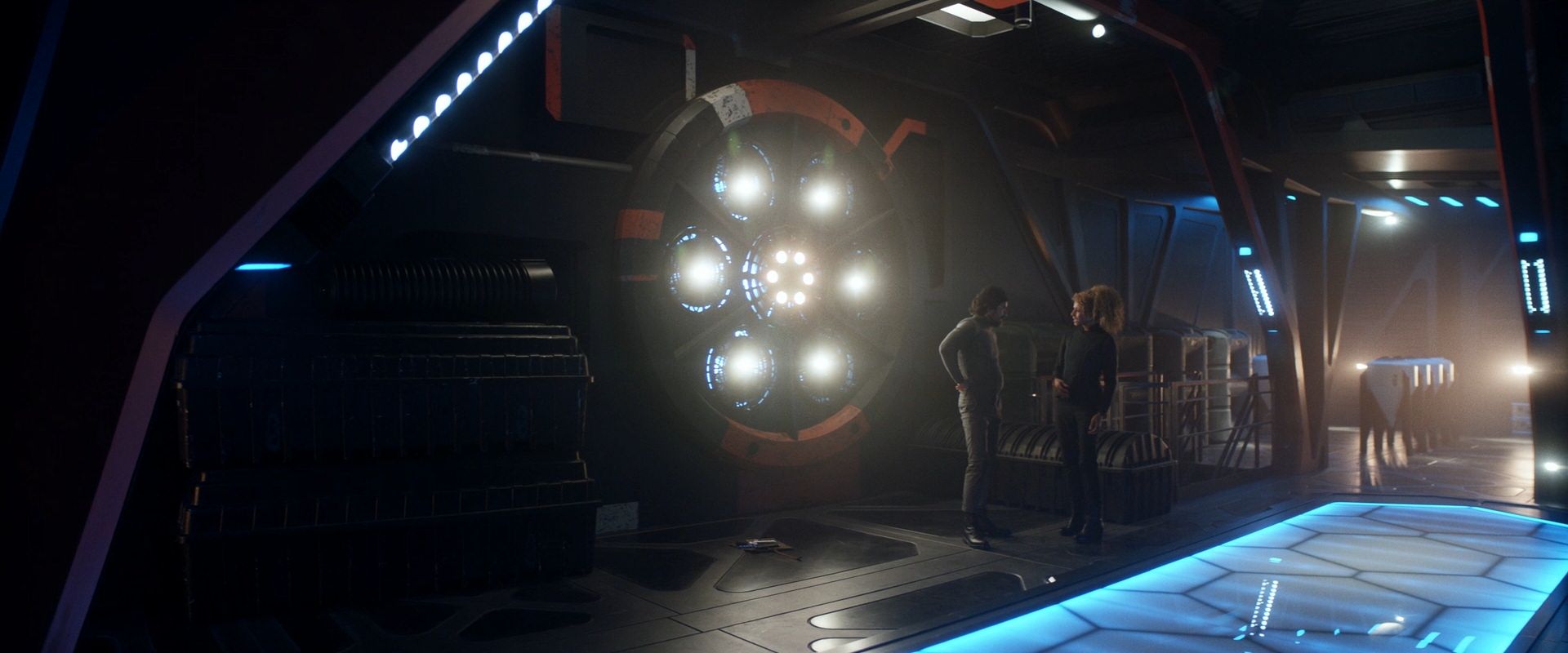 extant_StarTrek_PIC_1x08-BrokenPieces_02508.jpg