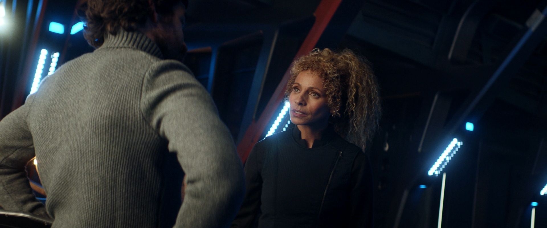 extant_StarTrek_PIC_1x08-BrokenPieces_02514.jpg